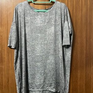 EUC LuLaRoe elegant collection silver Irma